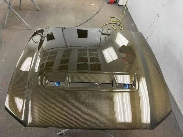 CARBON FIBER HOOD for Ford Mustang - Image 4