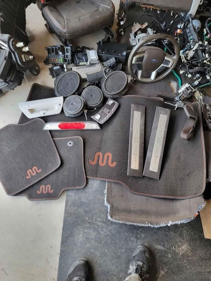 F150 King Ranch interior - Image 5