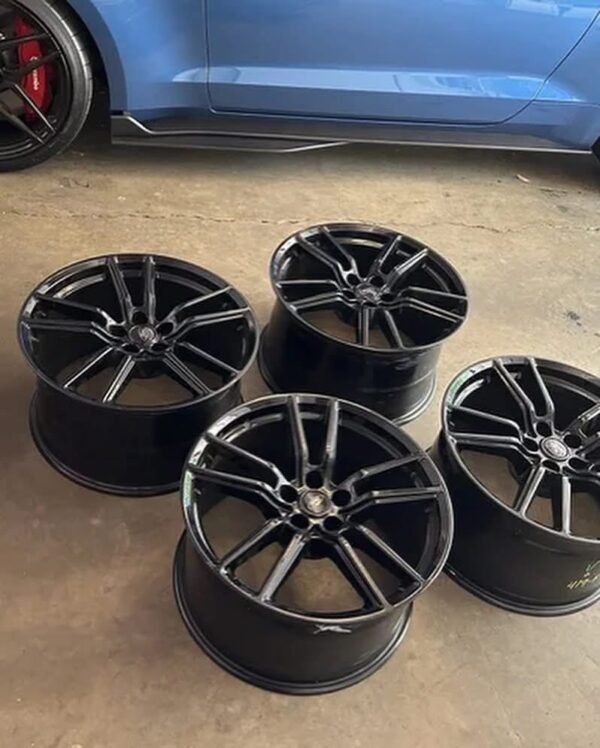 Oem 2020 Gt500 wheels - Image 4