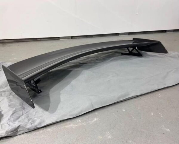 2020 GT500 CFTP Wing OEM - Image 2