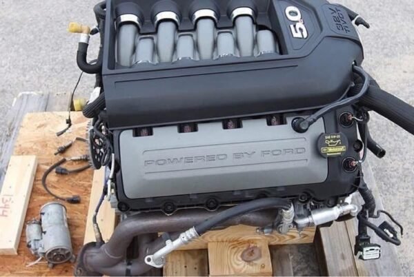 2013 Ford Mustang 5.0 engine - Image 5