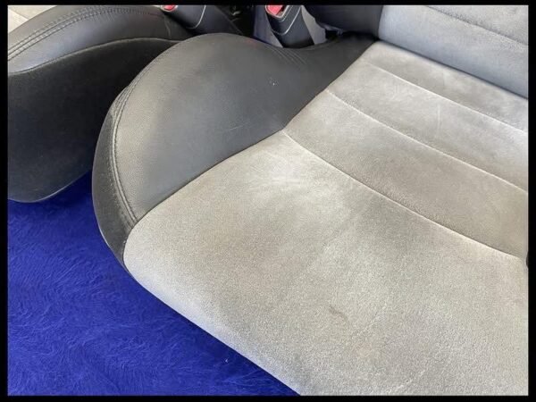 2003 Ford Mustang COBRA SVt seats - Image 26
