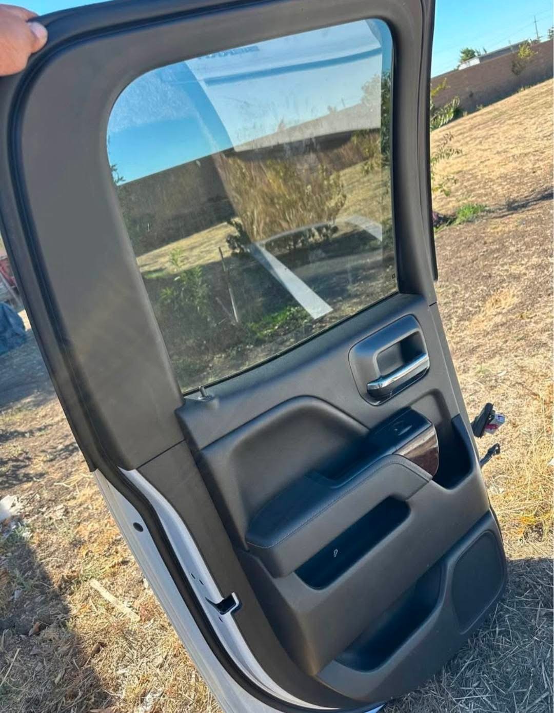 2014-2018 GMC Sierra 1500 4-Door Assembly - Image 6