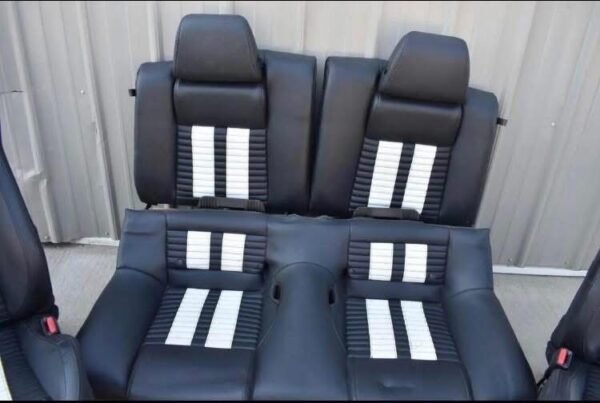 2012 FORD MUSTANG GT500 OEM RECARO BLACK & WHITE LEATHER PERFORMANCE SEATS COBRA 🐍 - Image 4