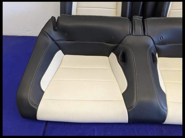 50th anniversary Ford Mustang interior kit: - Image 9