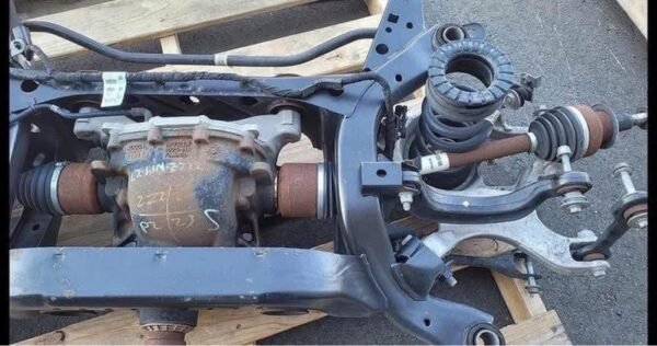 2016 Ford Mustang Shelby GT350 rear axle drop out. Torsen diff, HD shafts. - Image 5