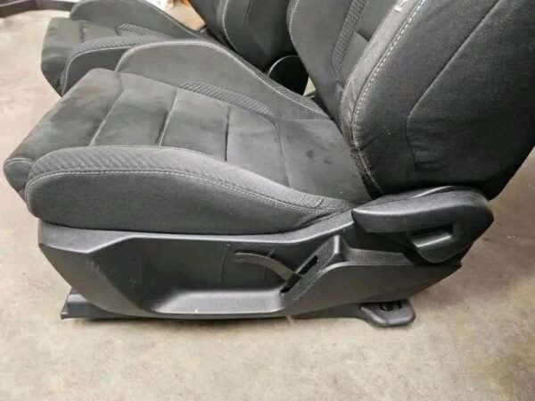 Shelby GT350 Mustang recaro seats - Image 5