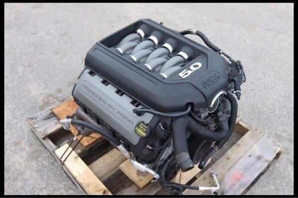 2013 Ford Mustang 5.0 engine - Image 8