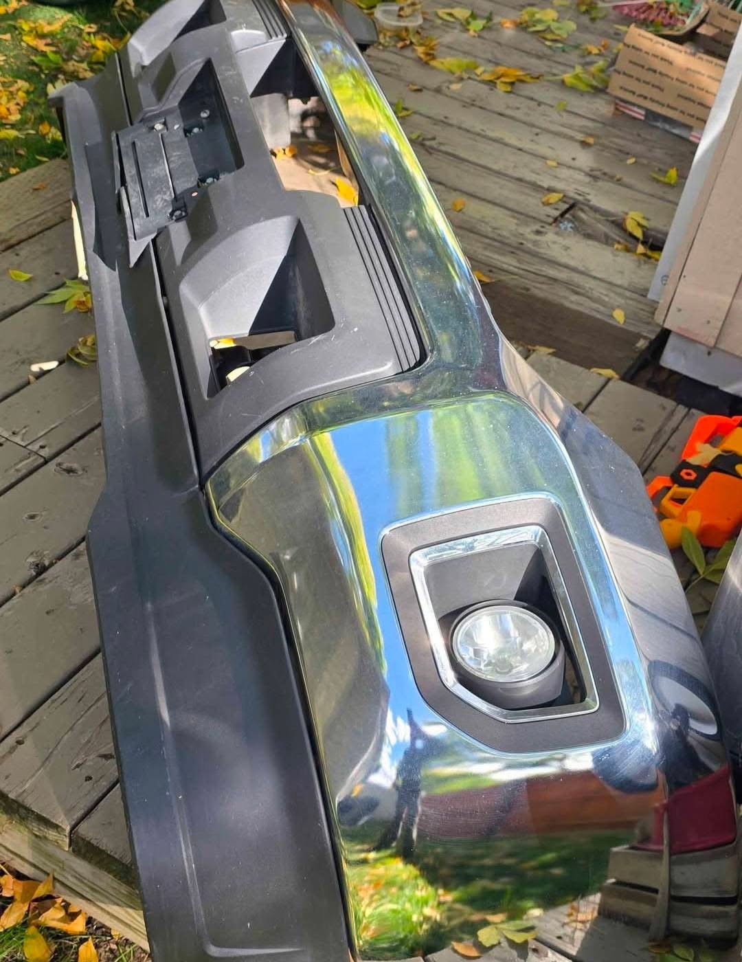 2014-2019 GMC 2500HD OEM Front Bumper w/ Fog Lights - Image 6