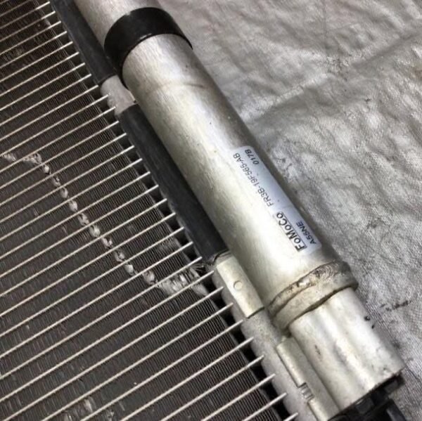2015-2020 Ford Mustang GT S550 5.0 Radiator Assembly w/ Cooling Fan - Image 7