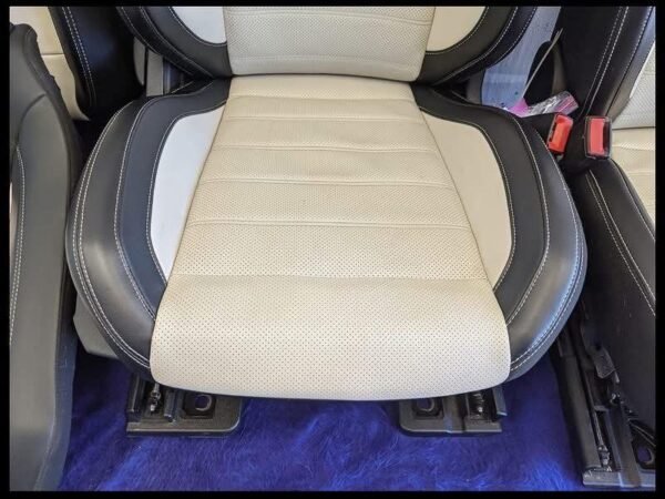 50th anniversary Ford Mustang interior kit: - Image 17