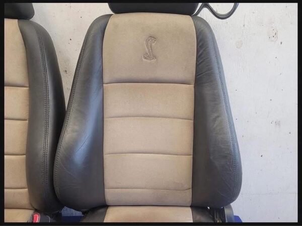 Ford mustang 03 -04 cobra leather seats. parchment - convertible. - Image 7