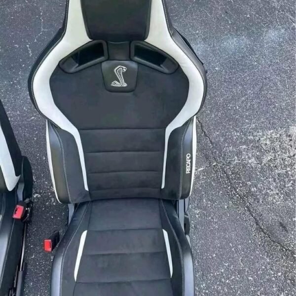 2020 GT500 Recaro seats. - Image 3
