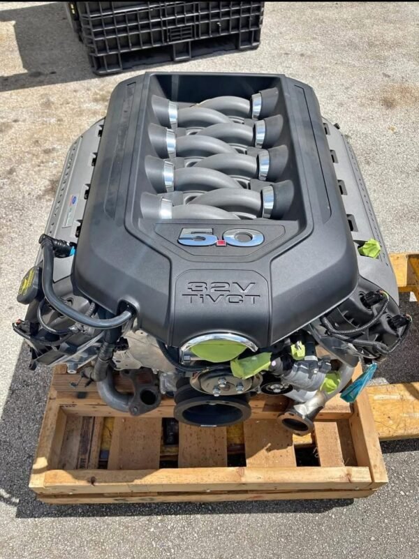 Ford Racing 5.0 Aluminator Crate Engine. NEW In the crate! - Image 2