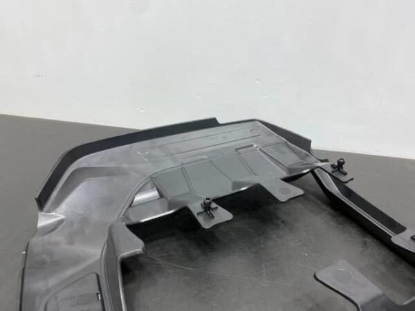 Ford Mustang Gt Oem Carbon Fiber Engine Cover Fuel Rail Cover Used - Image 5