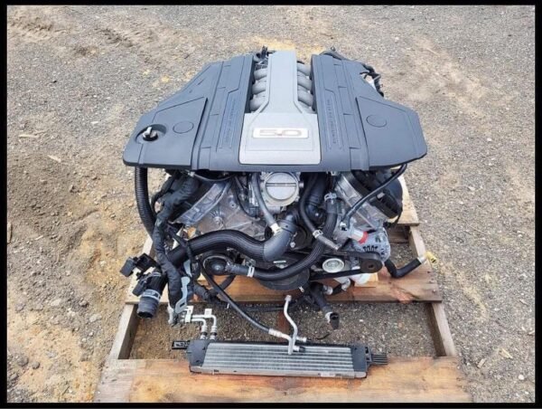 Gen 3 coyote engine kit with 10 speed auto. - Image 4