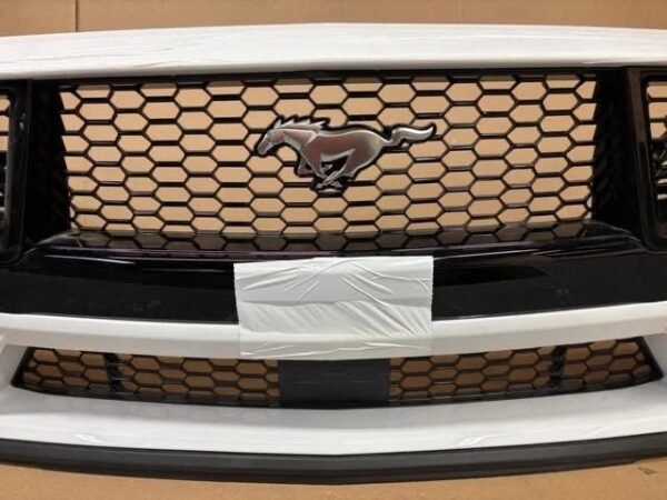 OEM Take Off 2024-2025 Ford Mustang GT S650 Front Bumper Cover OXFORD WHITE - Image 8