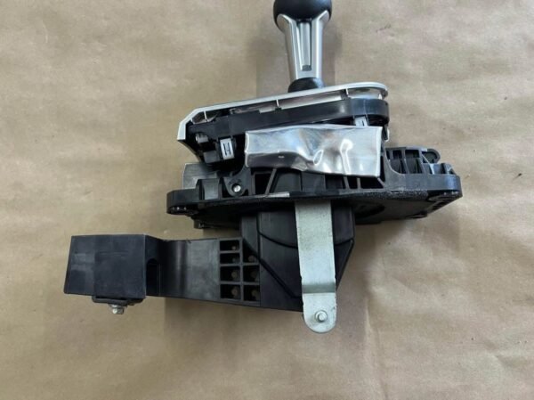 2018-2022 Ford Mustang GT 5.0 10R80 Automatic Shifter Assembly - Image 3