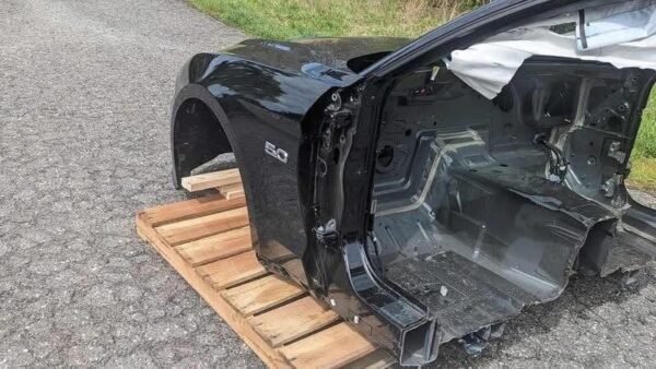 2018-23 Ford Mustang Front Clip - Image 7