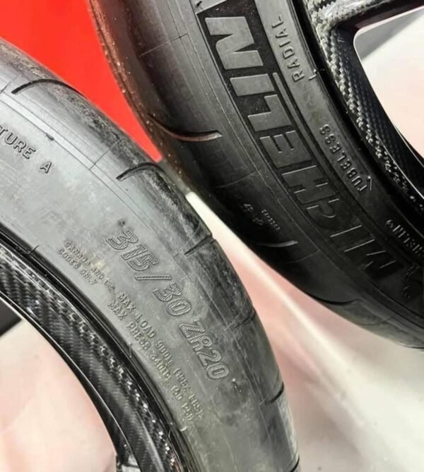 OEM GT500 Carbon Fiber Track Park wheels & Tires sensor came off 1000 Mileage 2022 GT500 - Image 9