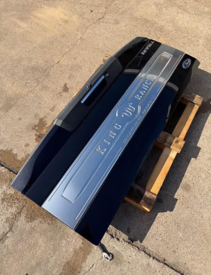 2020-2022 Ford F250 F350 F450 Tailgate - OEM Agate - Image 3