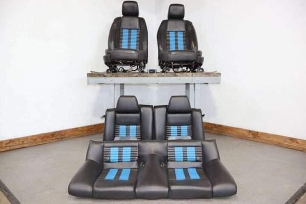 11-12 Ford Mustang Shelby GT500 Leather Seat Set (Black & Blue)