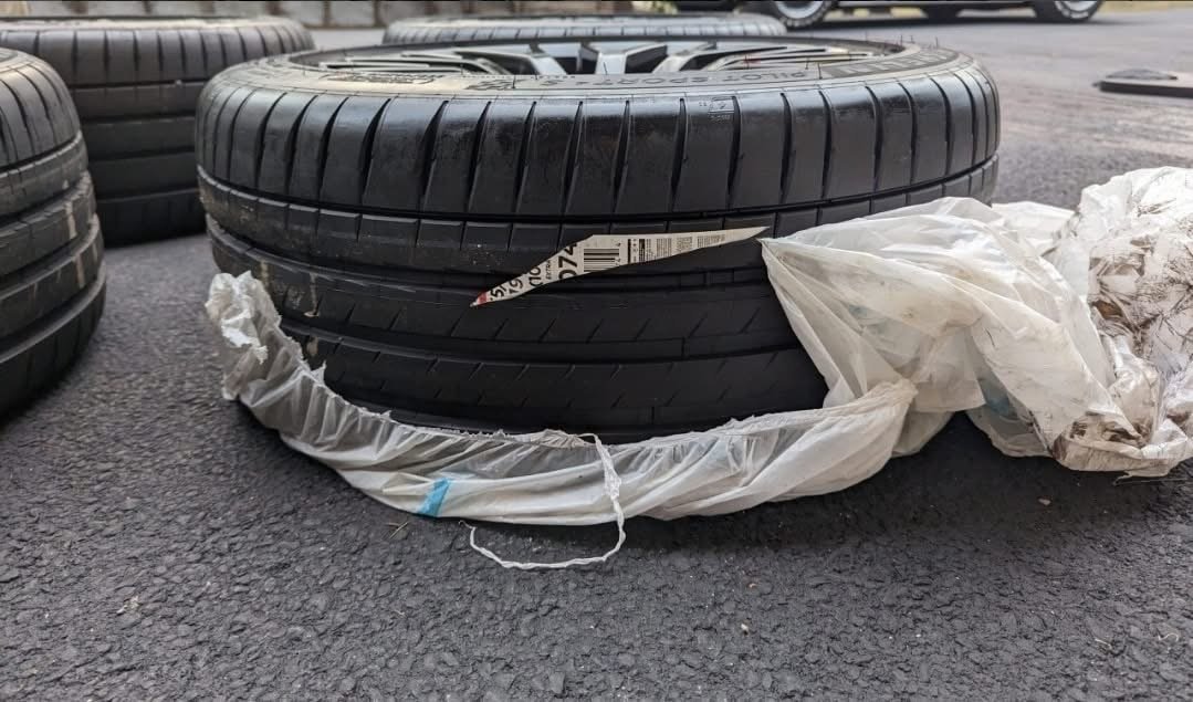 OEM PP1 Wheels with 0 Mile Michelin Pilot Sport 4S These wheels are in EXCELLENT condition, no scrapes, no chips! - Image 8