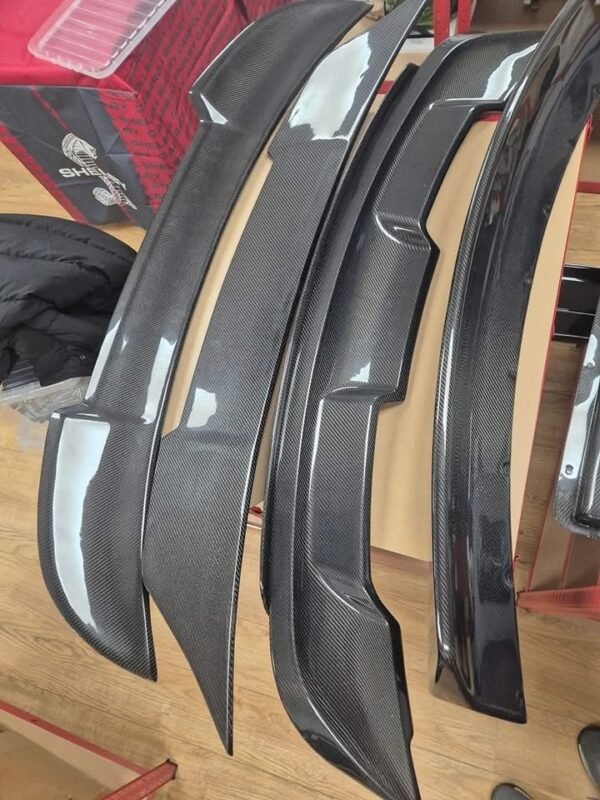 GT500 carbon fiber hood Hood vents - Image 10