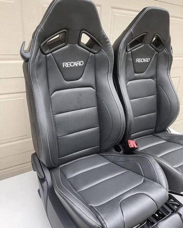 FORD MUSTANG OEM RECARO BLACK LEATHER SEATS - Image 4