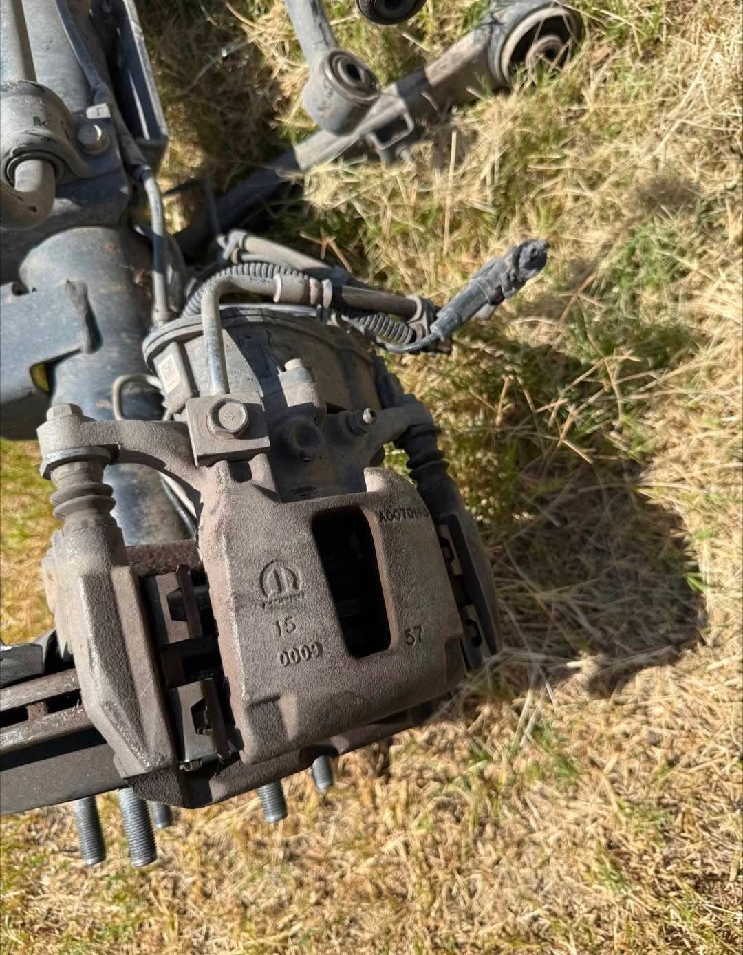 2019 Ram 1500 5.7L Differential - 30k Miles" - Image 5